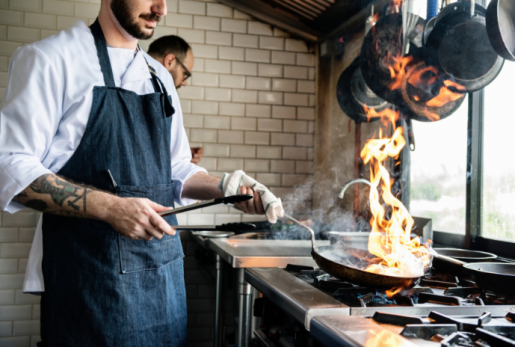 Vestuari dHosteleria ideal per a primavera-estiu